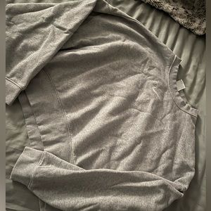 Grey cropped sweatshirt